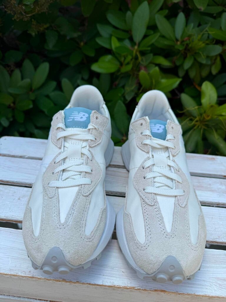 New Balance 327 Sneakers In Sea Salt Ocean Haze - Size 7.5