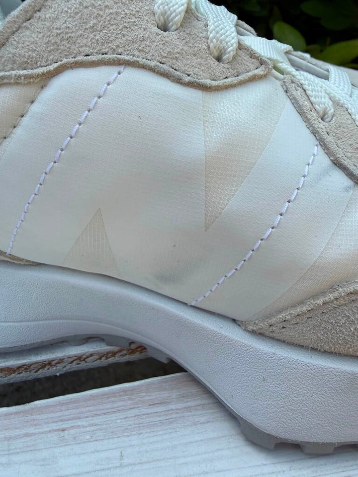 New Balance 327 Sneakers In Sea Salt Ocean Haze - Size 7.5