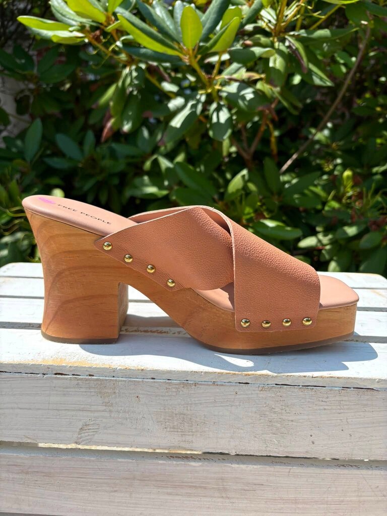 Free People Mallory Criss Cross Platform Clogs - Size 8 (Retails for $157)