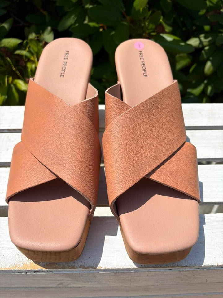 Free People Mallory Criss Cross Platform Clogs - Size 8 (Retails for $157)