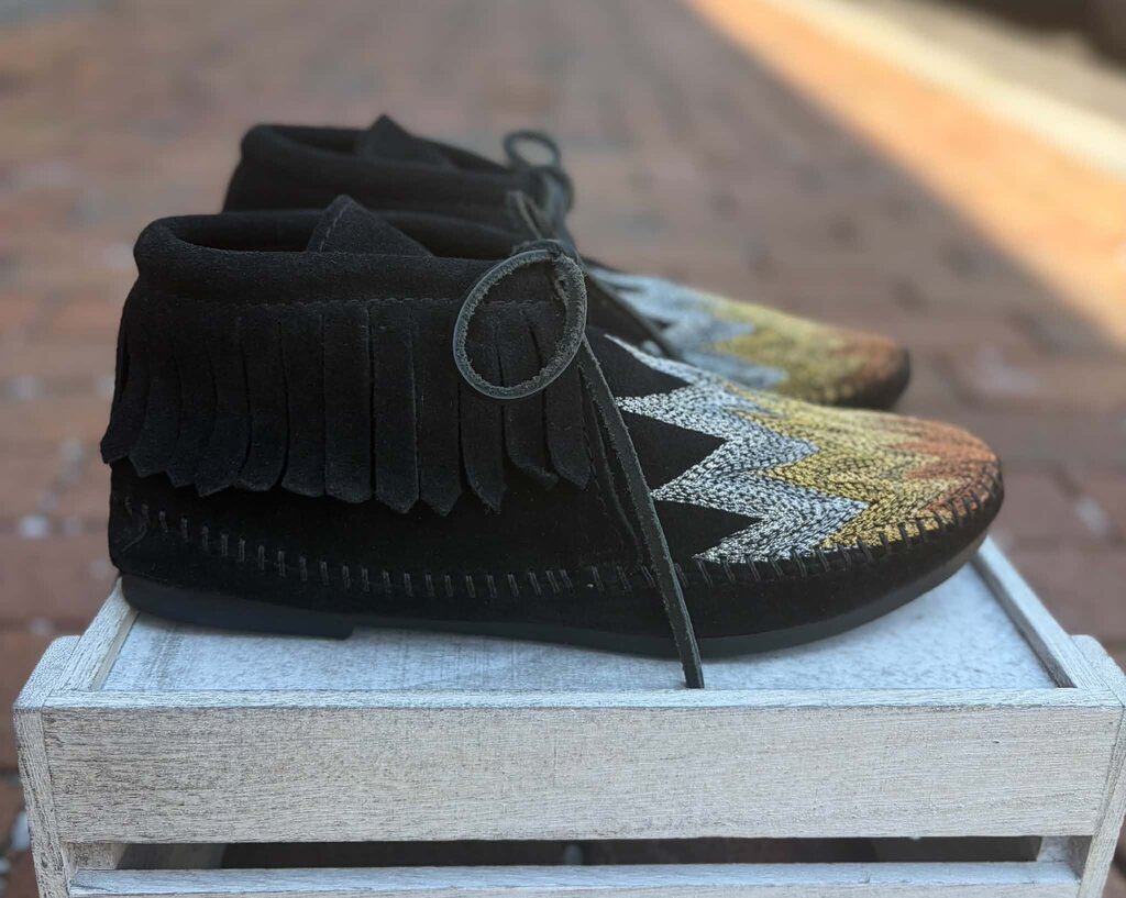 Mother X Minnetonka Super Nova Booties - Size 6