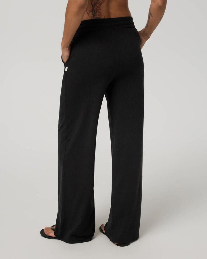 Vuori Halo Essential Wide Leg Pant - Size Small