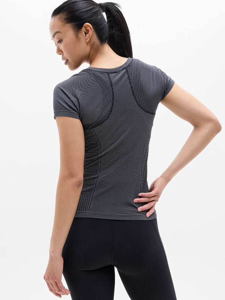Athleta Momentum Seamless Tee - Size Small (Retails for $59)