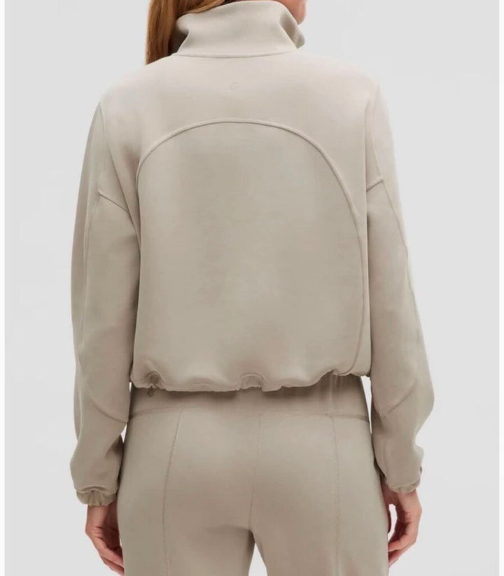 LuLulemon Brushed Softstreme Half Zip NWT - Size 8
