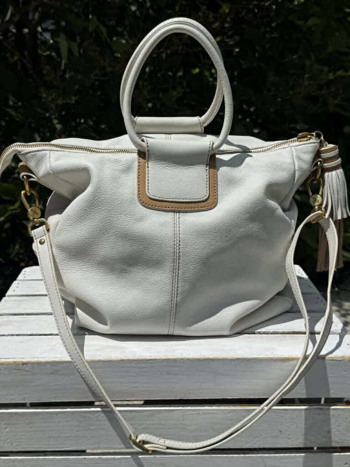 Hobo Sheila Medium Satchel