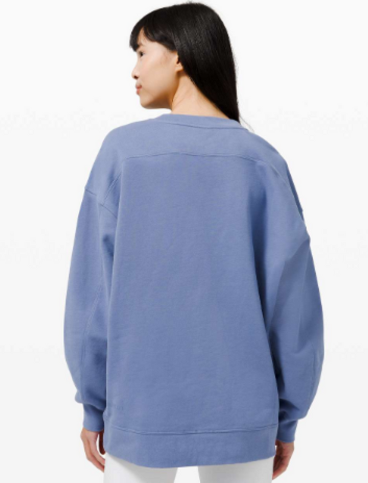 Lululemon Perfectly Oversized Crew In Water Drop - Size XL (Retails for $108)