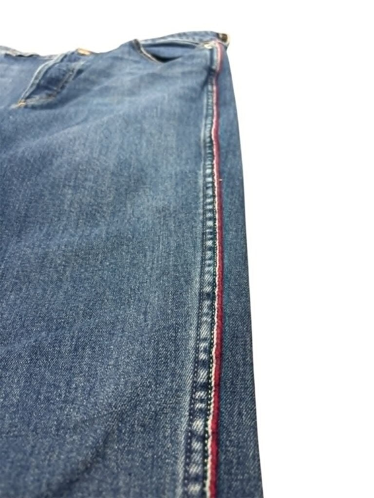 AMO Babe High Rise Straight Ankle Jeans