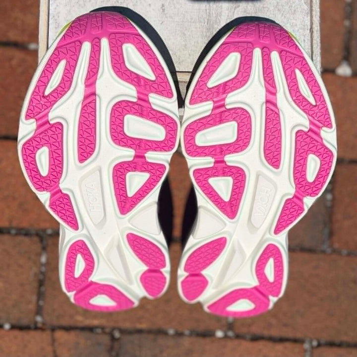 Hoka Women's Bondi 8 Sneakers - Size 6