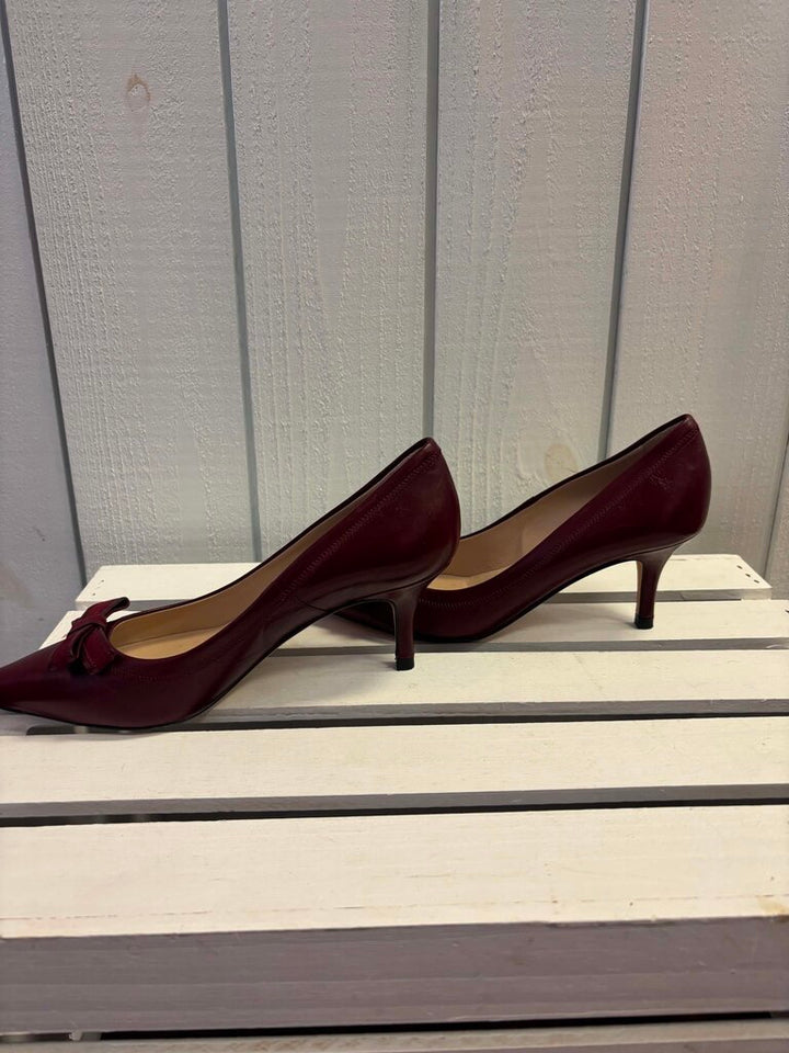 L. K. Bennett Red Pumps In Red - Size 37