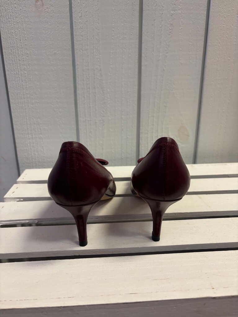 L. K. Bennett Red Pumps In Red - Size 37