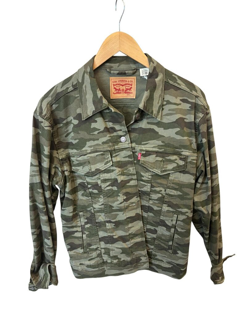 Levi's Trucker Camo Jacket- Size Large