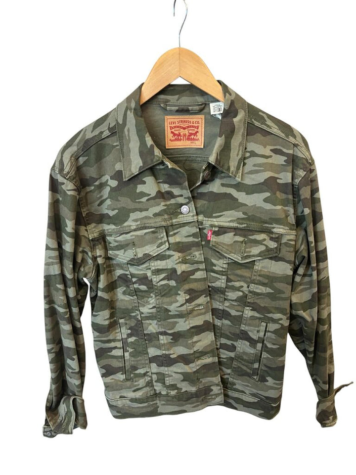 Levi's Trucker Camo Jacket- Size Large
