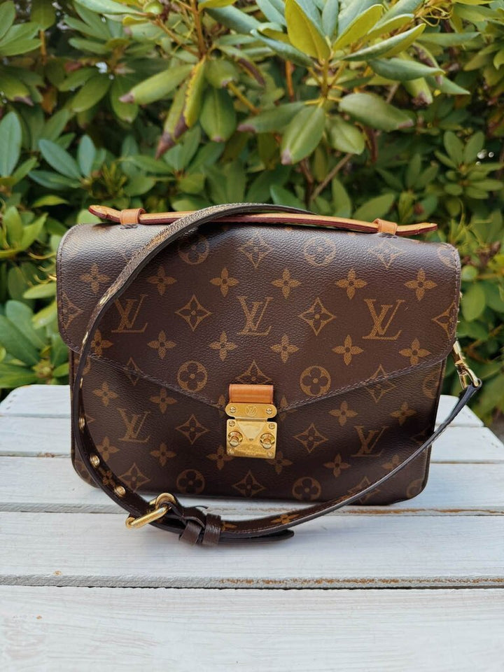 Louis Vuitton Monogram Pochette Metis (Retails for $2,840)