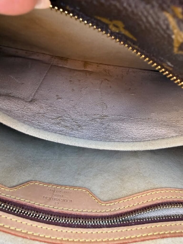 Louis Vuitton Vintage Monogram Luca