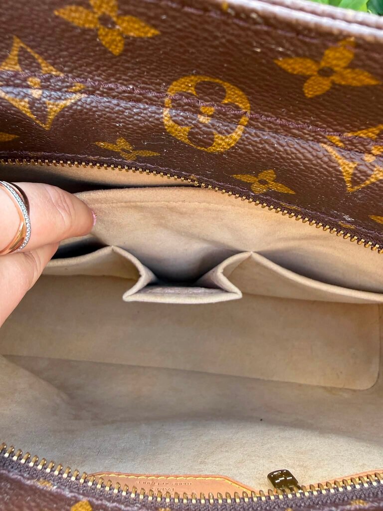 Louis Vuitton Vintage Monogram Luca