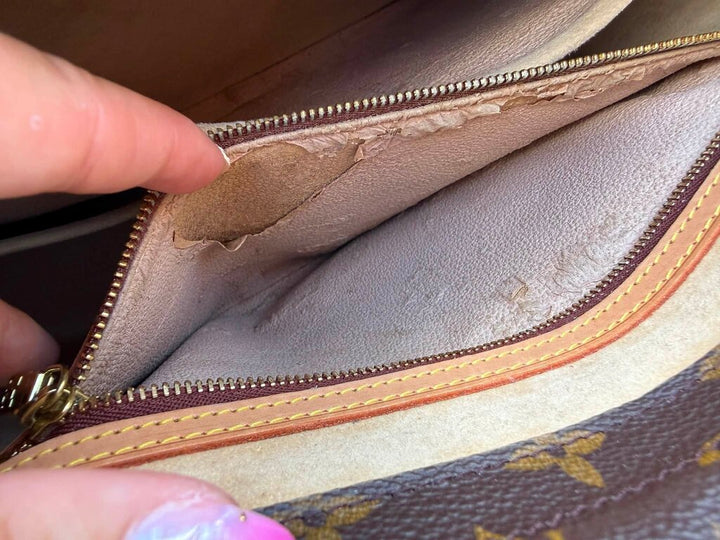 Louis Vuitton Vintage Monogram Luca