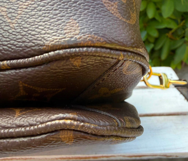 Louis Vuitton Monogram Pochette Metis (Retails for $2,840)
