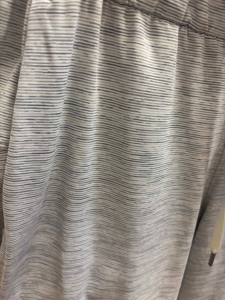 Lululemon On the Fly Jogger Pants - Size Medium (Retails for $118)