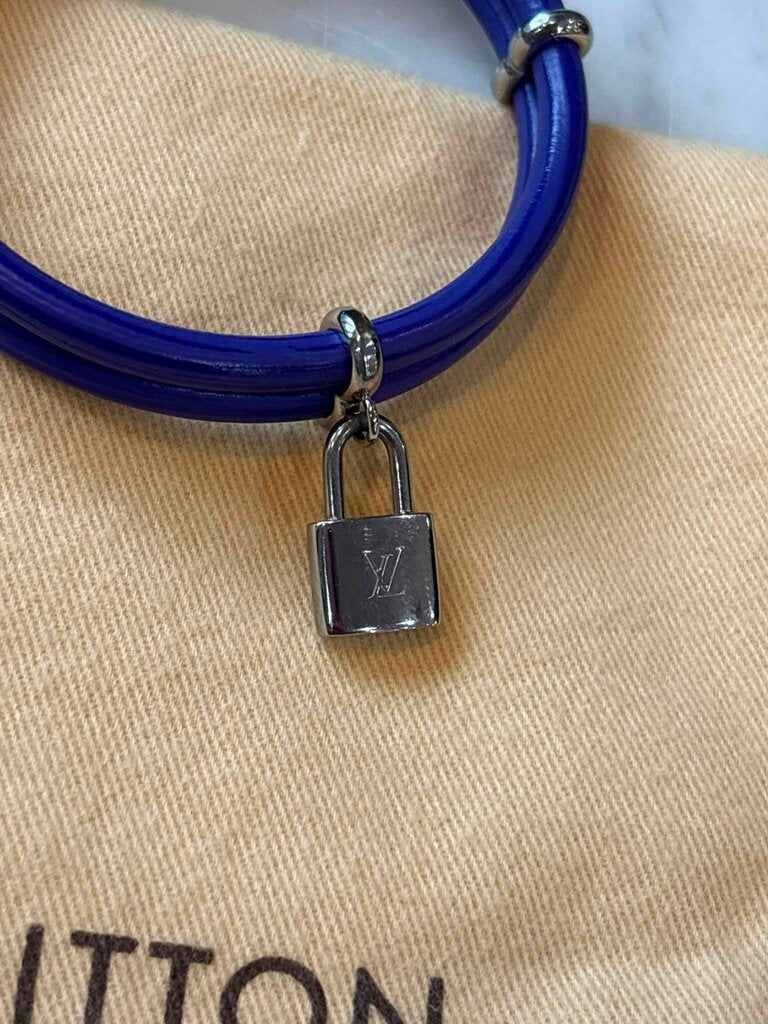 Louis Vuitton Keep It Twice Bracelet (with box)