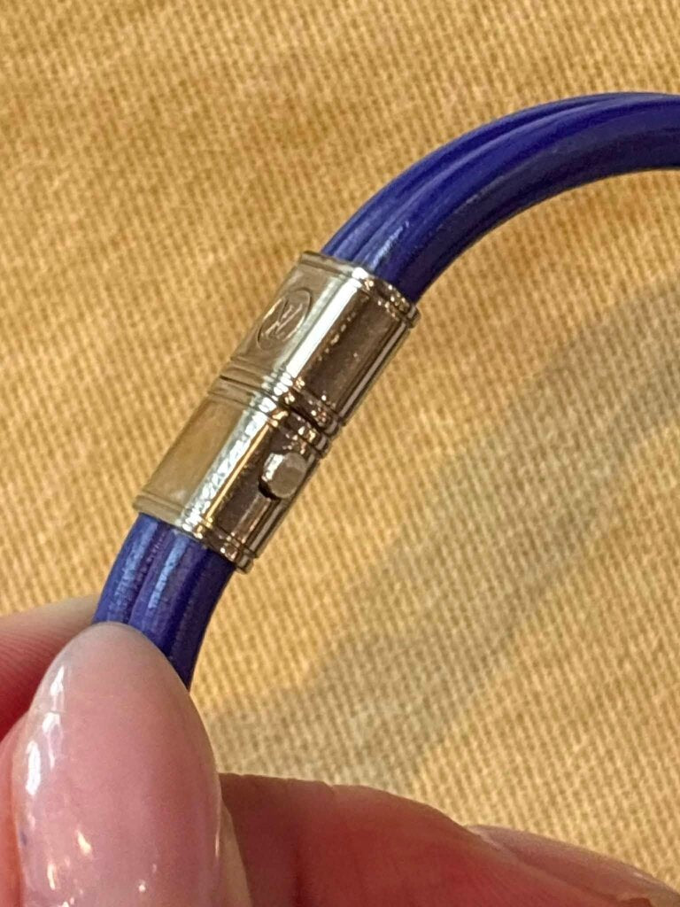 Louis Vuitton Keep It Twice Bracelet (with box)