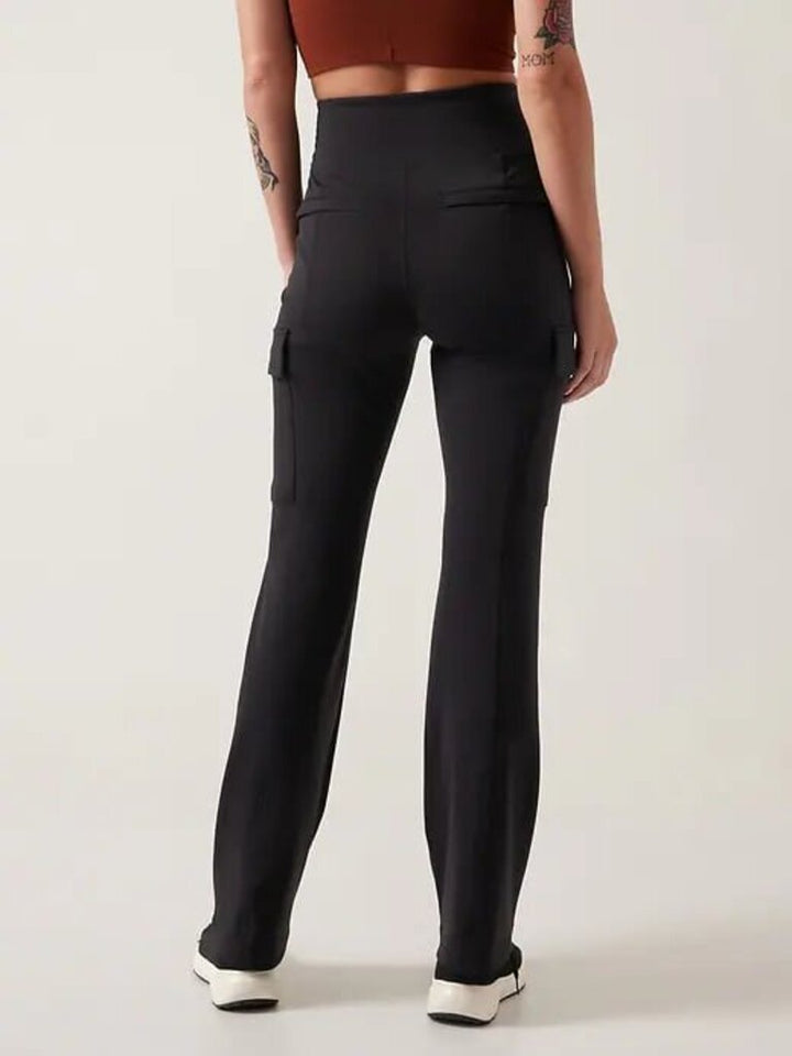 Athleta Delancey Straight Cargo Pants - Size Large (Retails for $114)