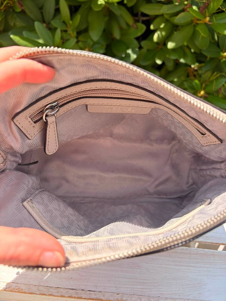 Michael Kors Cindy Dome Crossbody