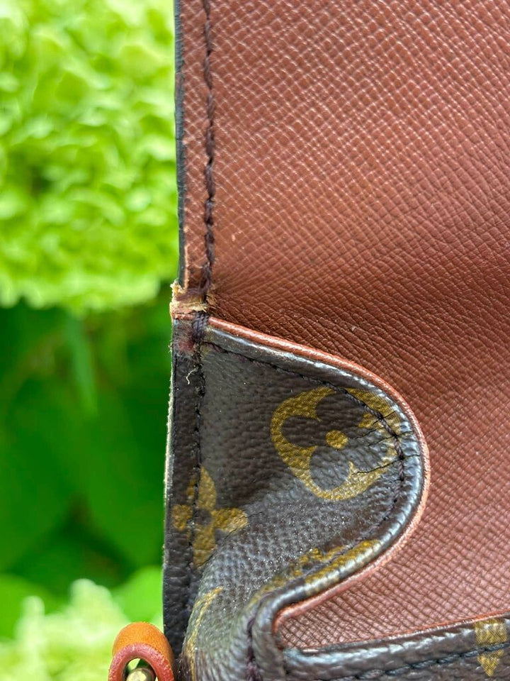 Louis Vuitton Monogram Saint Cloud