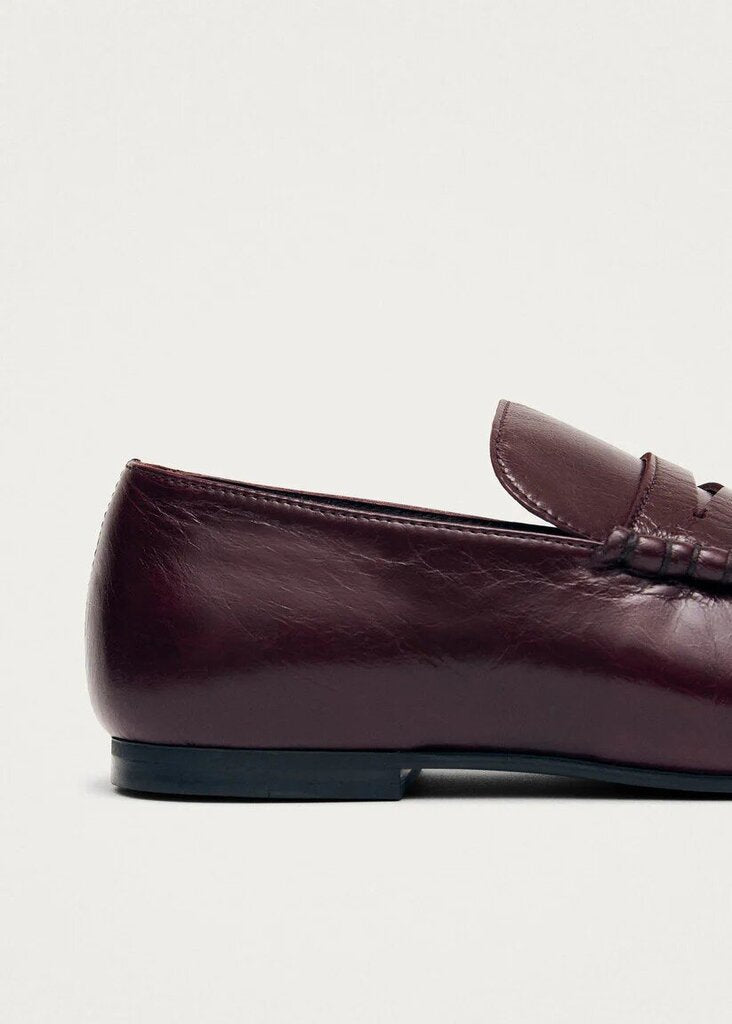 Alohas Aven Rift Burgundy Leather Loafers - Size 40 (Retails for $195)