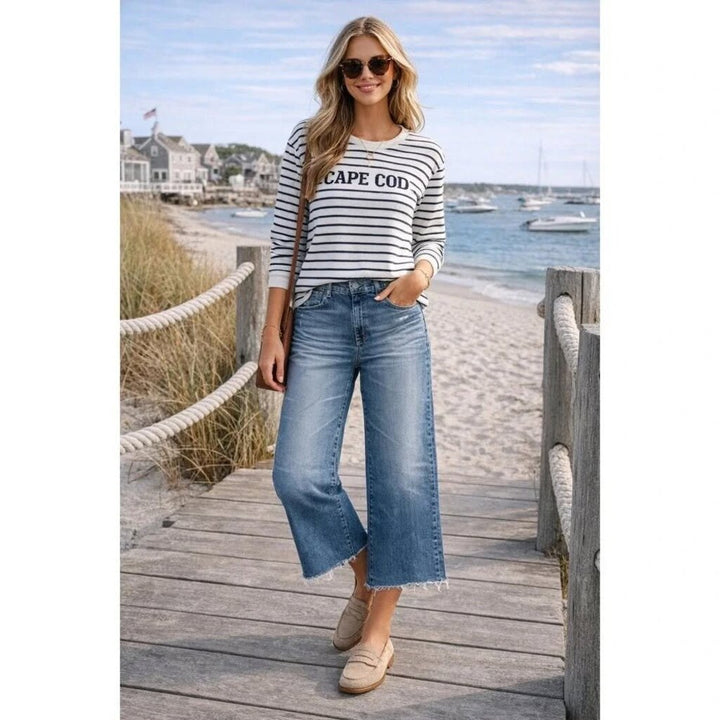 AG Saige Wide Leg Jeans - Size 26 (retails $235)