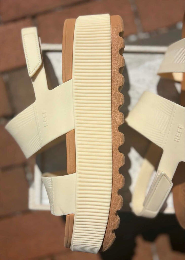 Reef Water Vista Higher Platform Sandals - Size 9