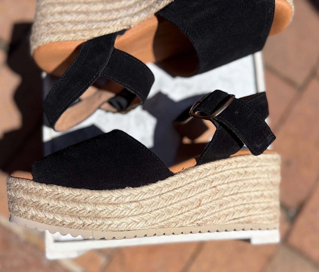 Spanish Sandal Black Espadrille Platforms - Size 37