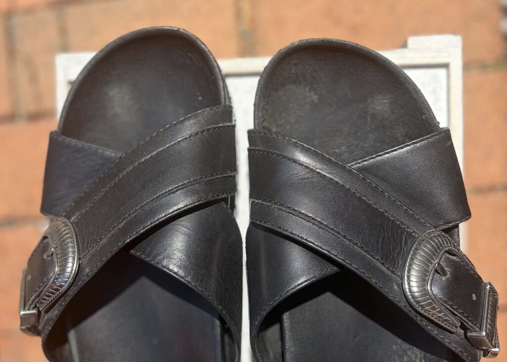 Frye Lily Western Criss Cross Leather Sandals - Size 9.5