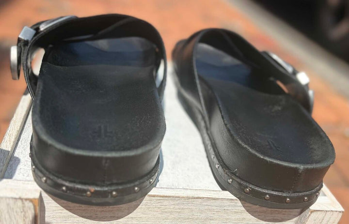 Frye Lily Western Criss Cross Leather Sandals - Size 9.5