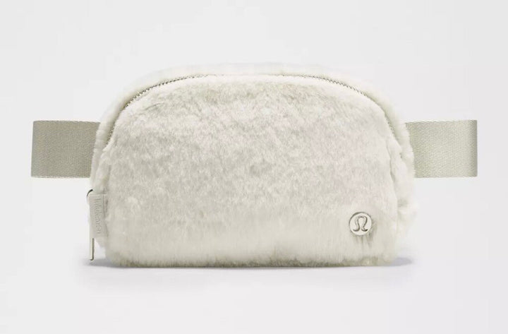 Lululemon Everywhere Belt Bag Plush Fleece