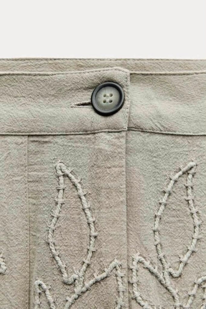 Zara Embroidered Floral Pants - Size Medium