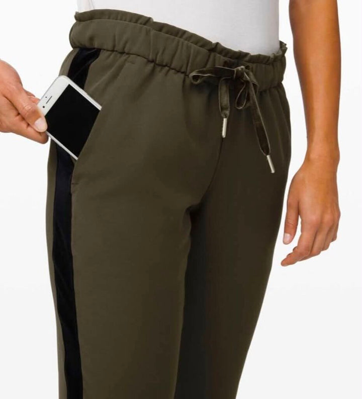 Lululemon On The Fly Jogger * Velvet Trim In Dark Olive/Black - Size 6 (Retails For $148)