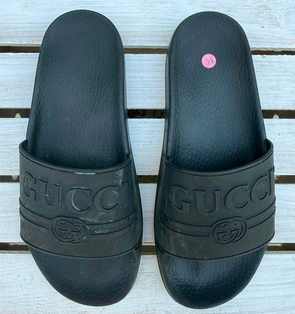 Gucci Logo Rubber Pool Slides - Size 38