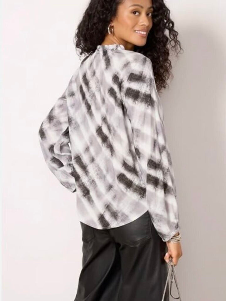 Cloth & Stone Blouse In Grey - Size Medium