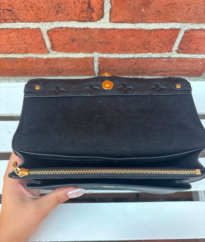 Louis Vuitton Vavin Chain Wallet (with box)