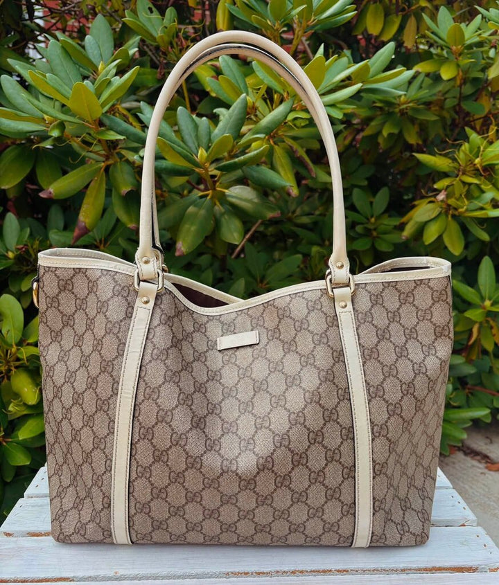 Gucci GG Supreme Joy Medium