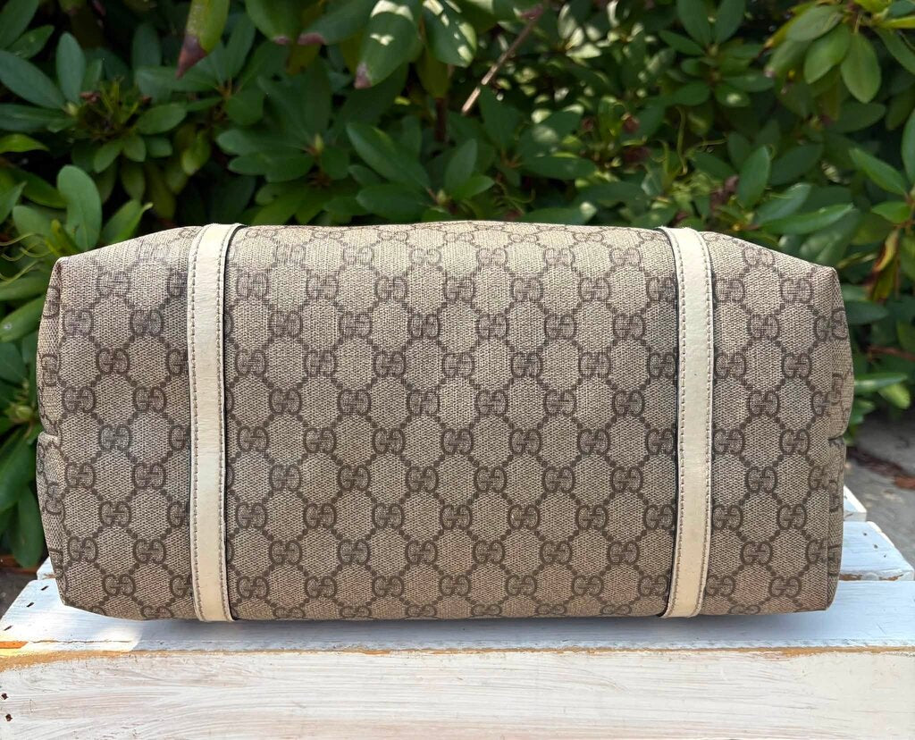 Gucci GG Supreme Joy Medium