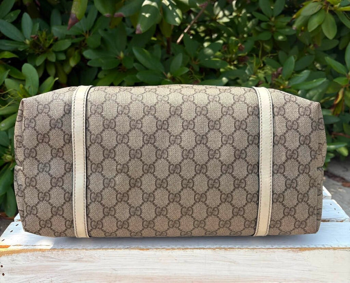 Gucci GG Supreme Joy Medium