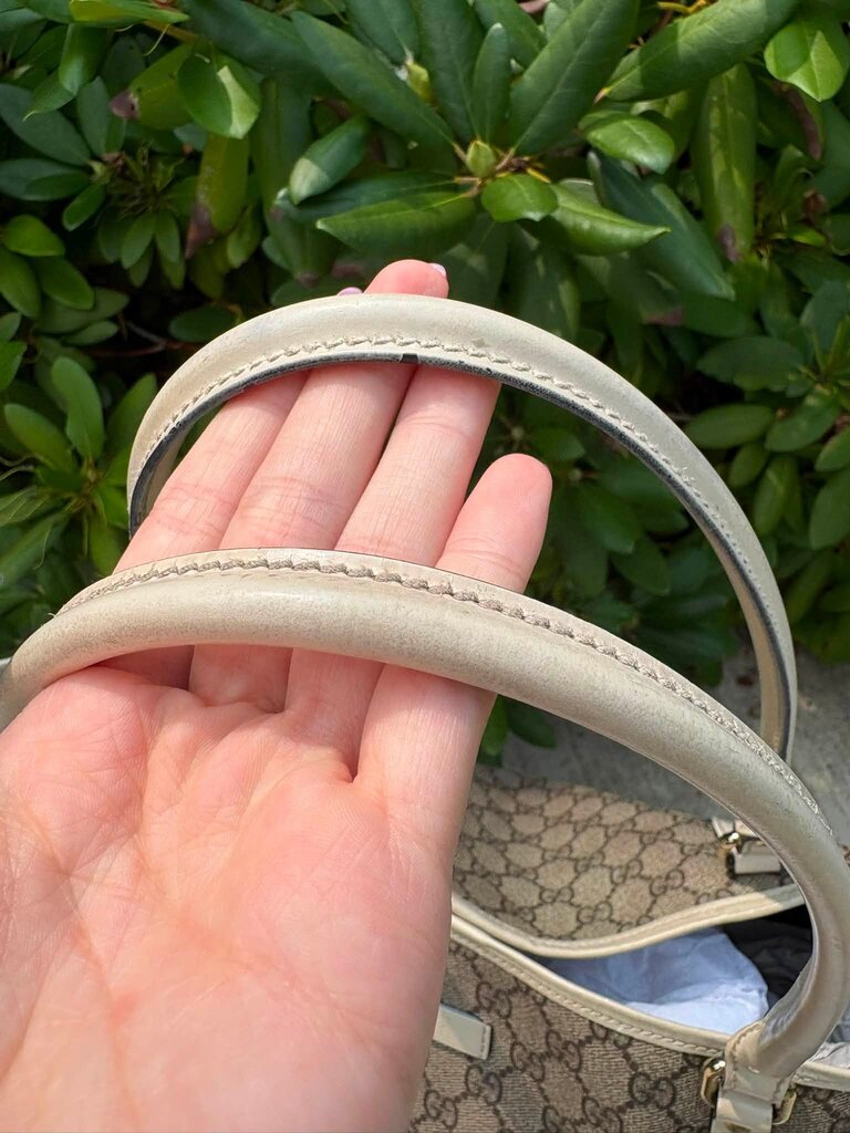 Gucci GG Supreme Joy Medium