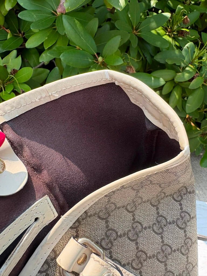 Gucci GG Supreme Joy Medium