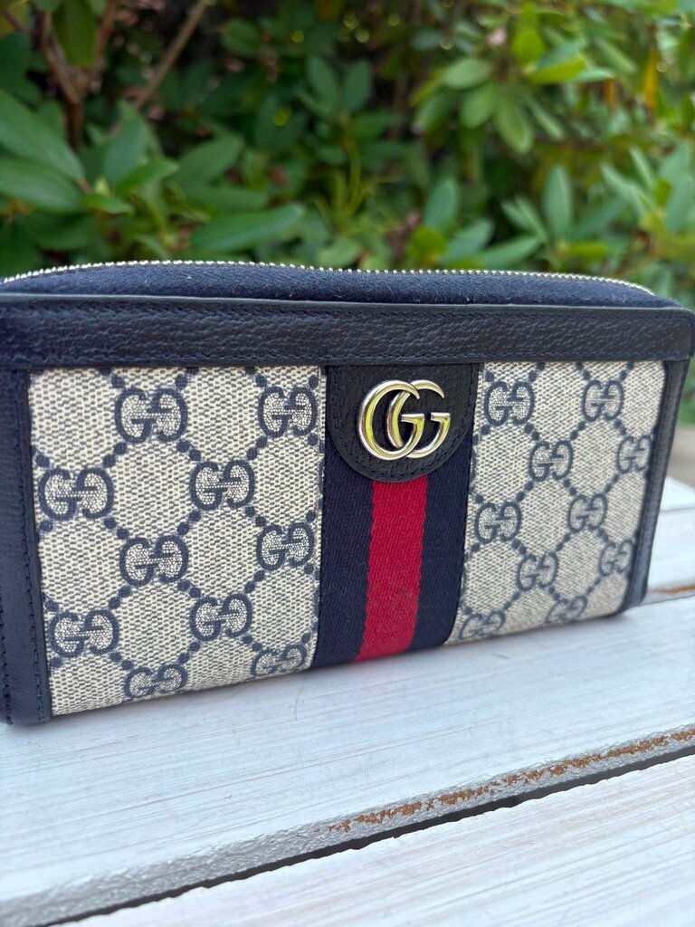 Gucci Ophidia Zip Around GG Supreme Continental Wallet