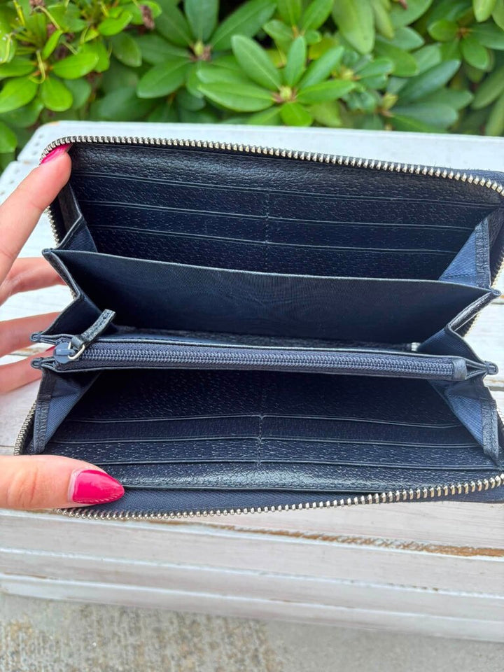 Gucci Ophidia Zip Around GG Supreme Continental Wallet