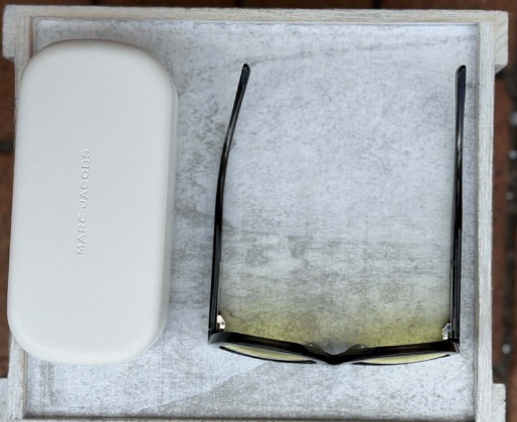 Marc Jacobs MJ 1000 Sunnies Case included