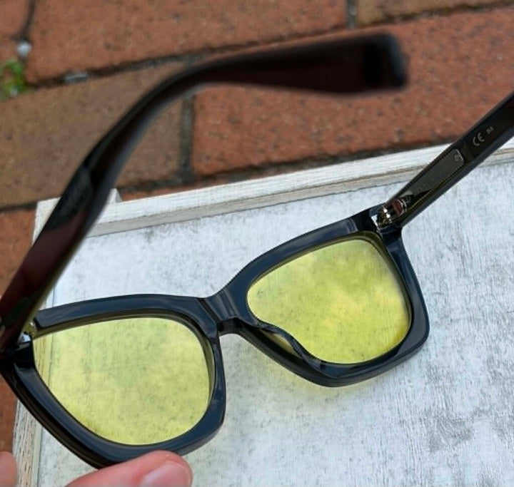 Marc Jacobs MJ 1000 Sunnies Case included