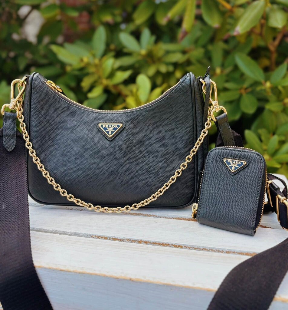 Prada Re-Edition 2005 Saffiano Leather Shoulder Bag