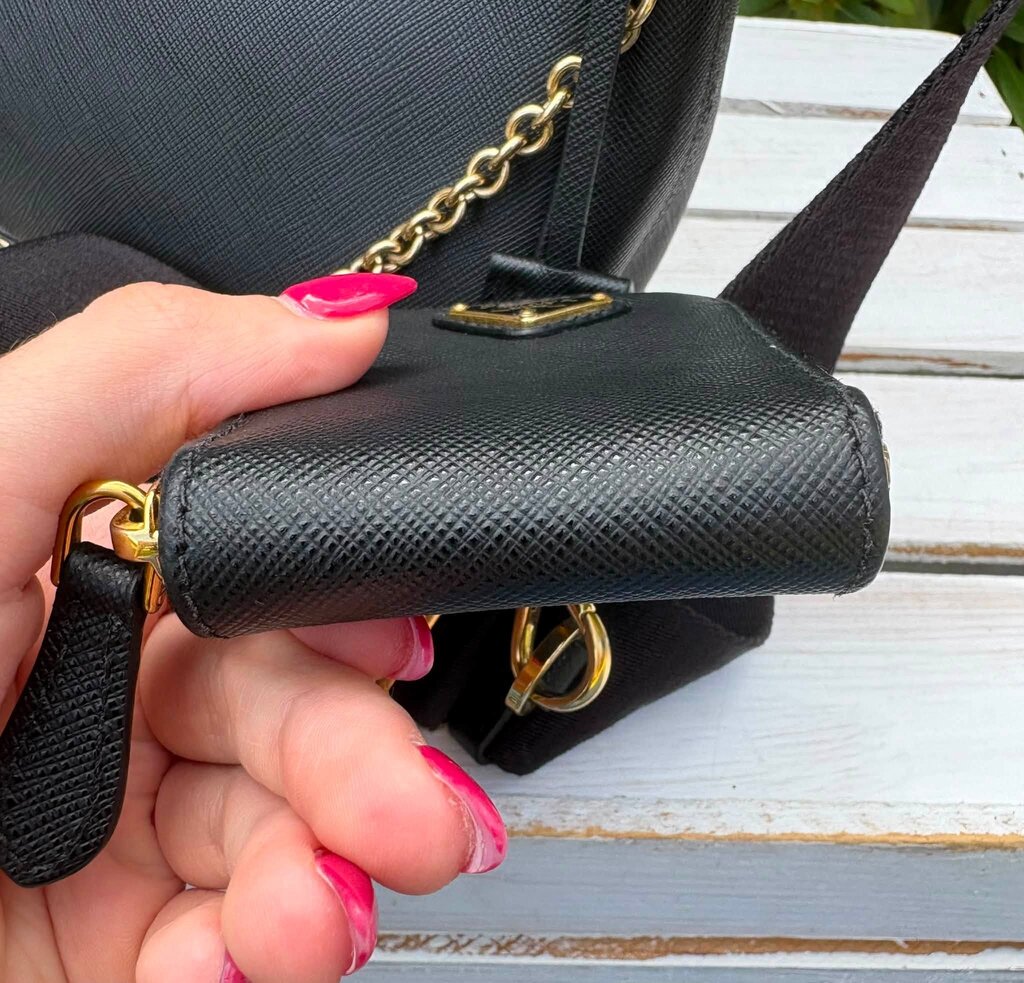 Prada Re-Edition 2005 Saffiano Leather Shoulder Bag